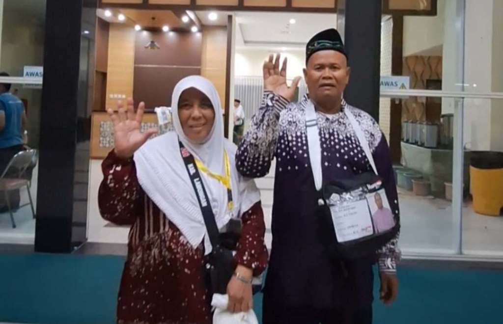Pencari Rumput Asal Lamongan Naik Haji, Ini&nbsp;Kisahnya