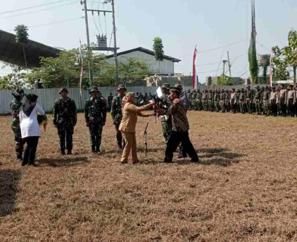 Pembukaan TMMD Sengkuyung Tahap II di Lapangan Desa&nbsp;Geneng