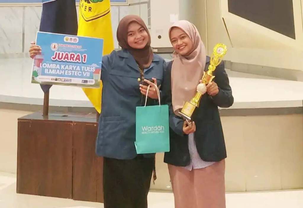 Ikuti Karya Tulis Ilmiah, Delegasi Unair Raih Juara&nbsp;I