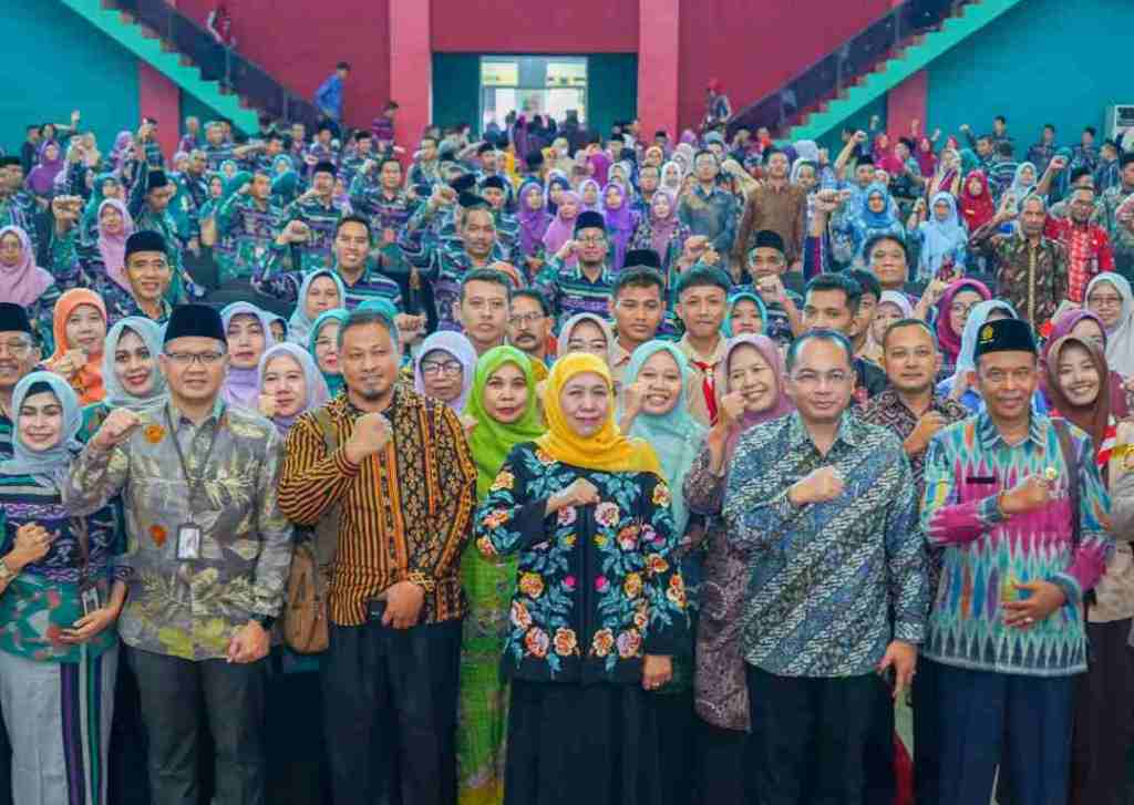 HBH dengan 1.600 Guru se-Bakorwil Madiun, Khofifah Pesan&nbsp;Ini