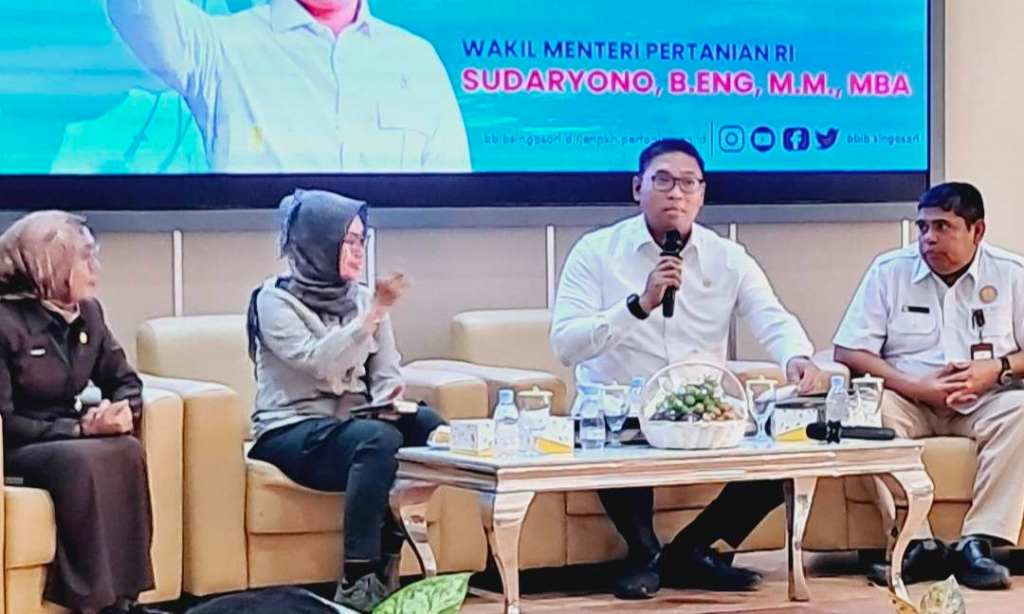 Menuju Swasembada Pangan, Wamentan RI Kunjungi BLU BBIB Singosari