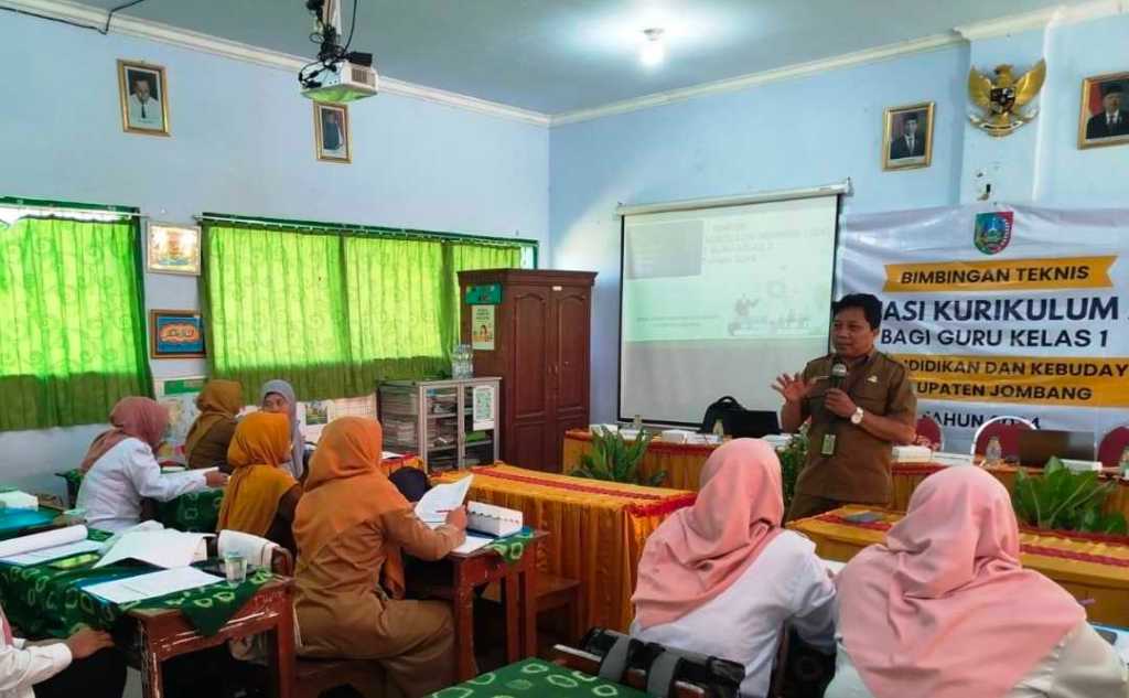 Guru SD di Jombang Semangat Ikuti Bimtek Implementasi Kurikulum Merdeka